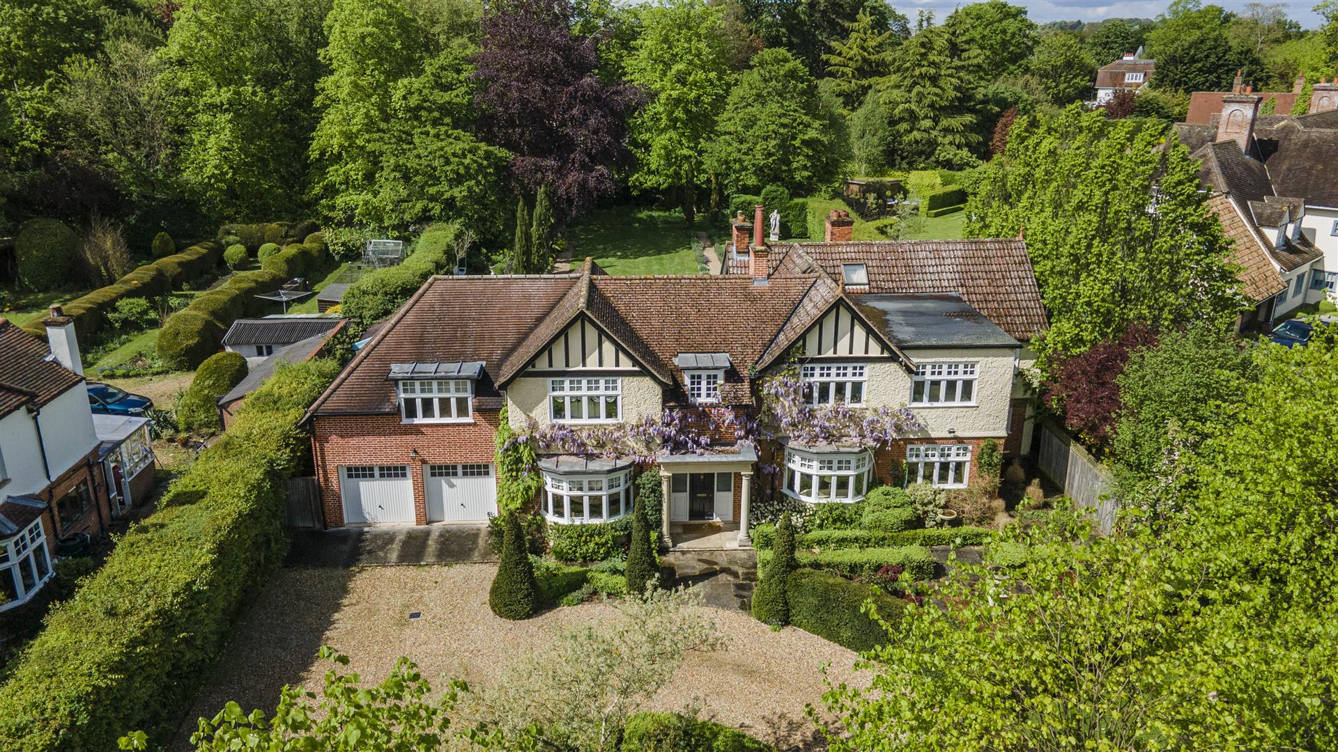 7 Bedroom for sale in Great Shelford Cheffins Cambridge Sales